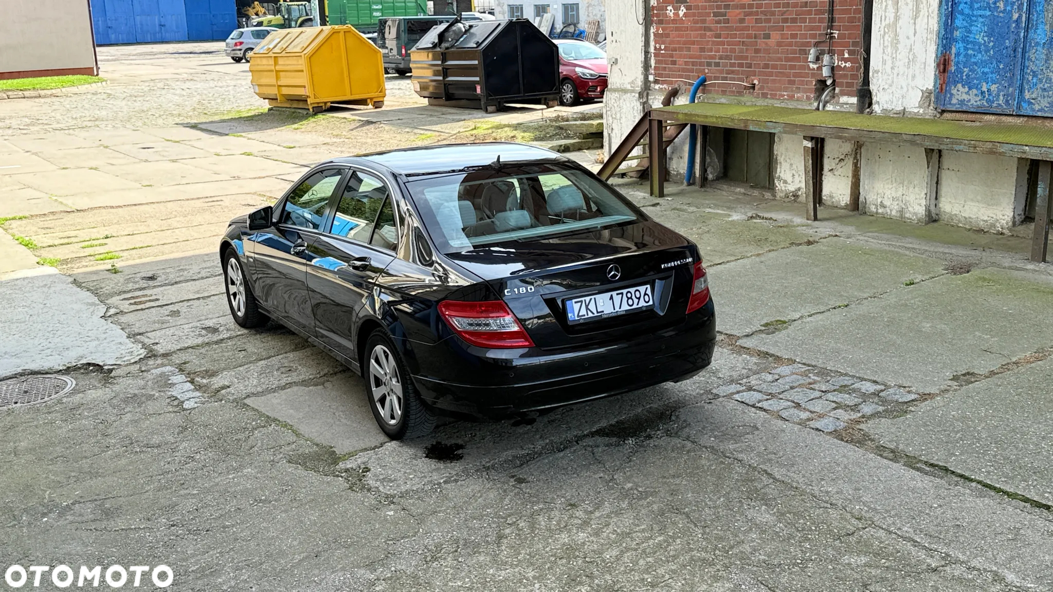 Mercedes-Benz Klasa C 180 K BlueEff Classic - 12