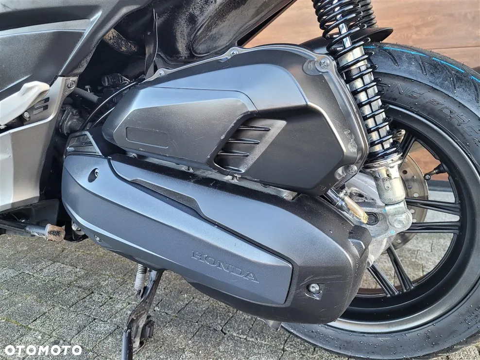 Honda NSS - 12