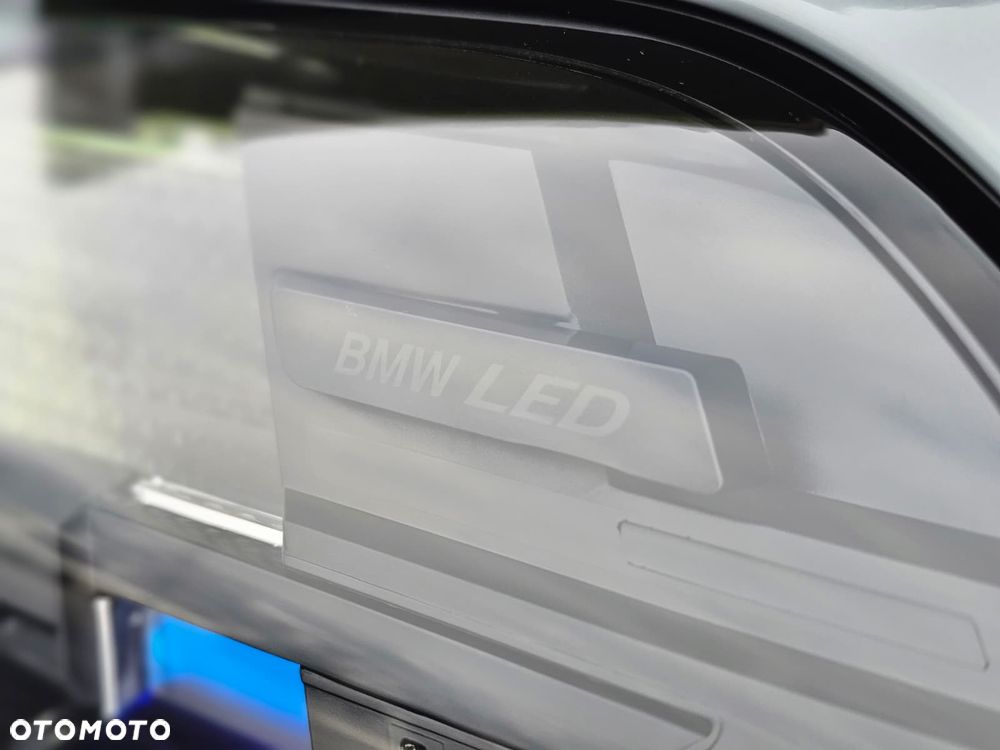 BMW X5 xDrive40i - 11