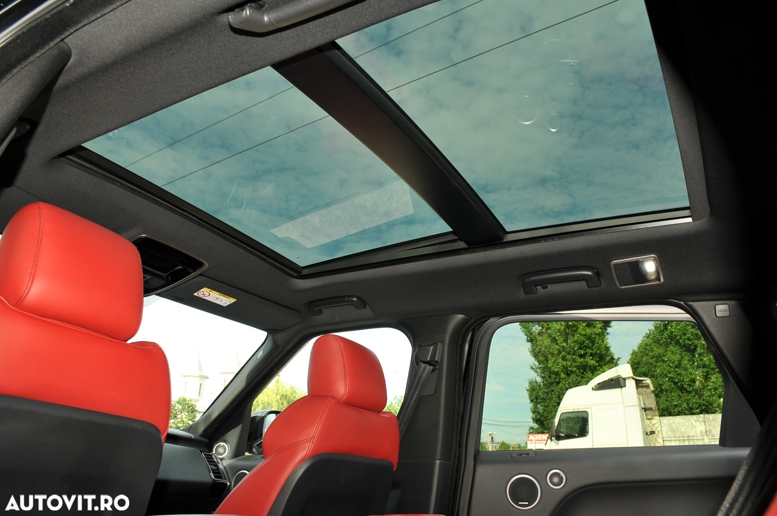 Land Rover Range Rover Sport - 31