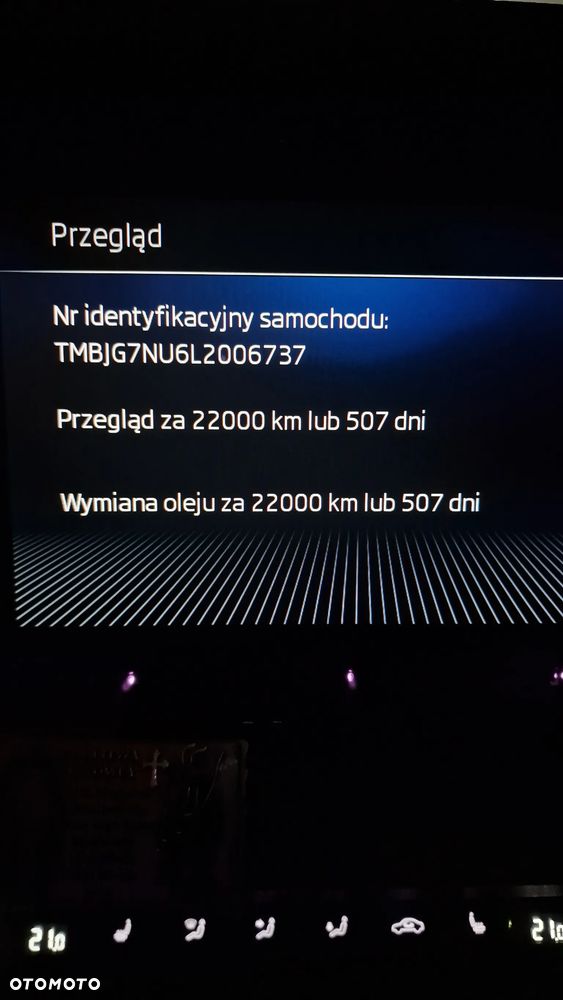 Skoda Karoq 1.6 TDI SCR 4x2 Style DSG - 20