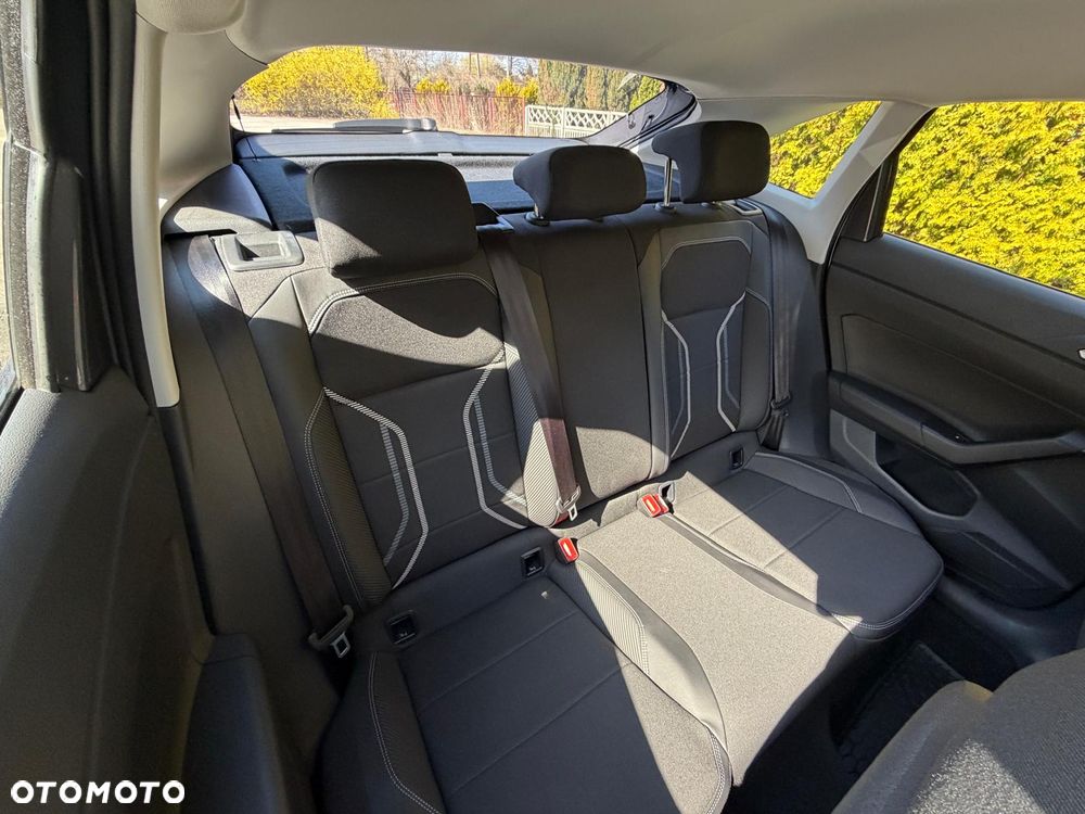 Volkswagen Taigo 1.5 TSI ACT Style DSG - 22