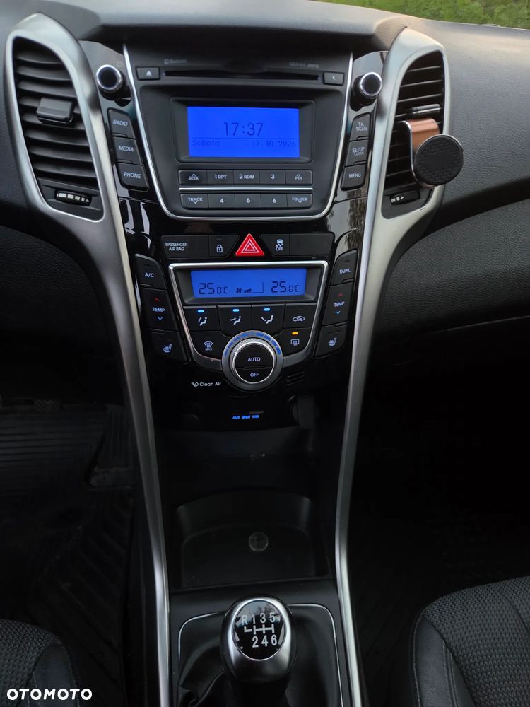 Hyundai i30 - 22