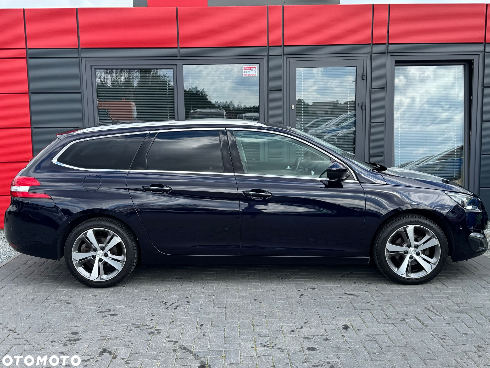 Peugeot 308 1.2 PureTech Allure S&S - 4