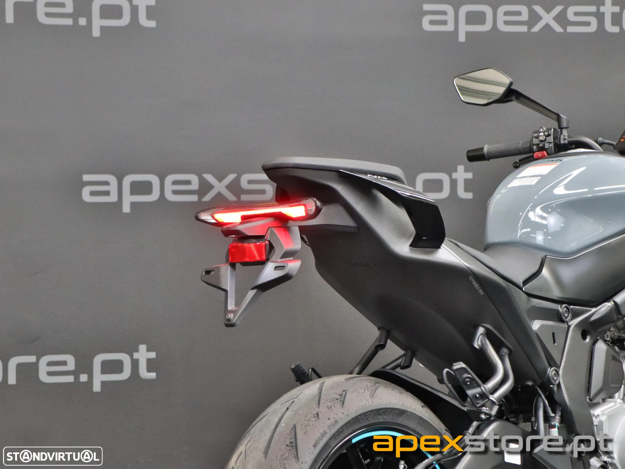 CF Moto 675NK Novo modelo 2025 - 11