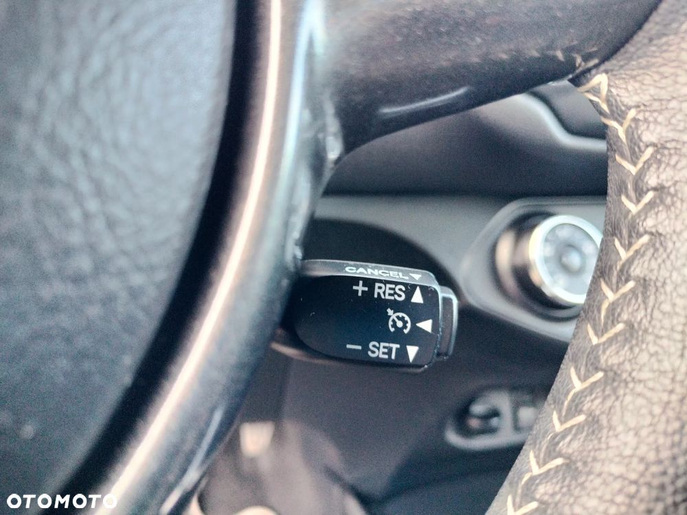 Toyota Yaris 1.5 20th Anniversary - 18