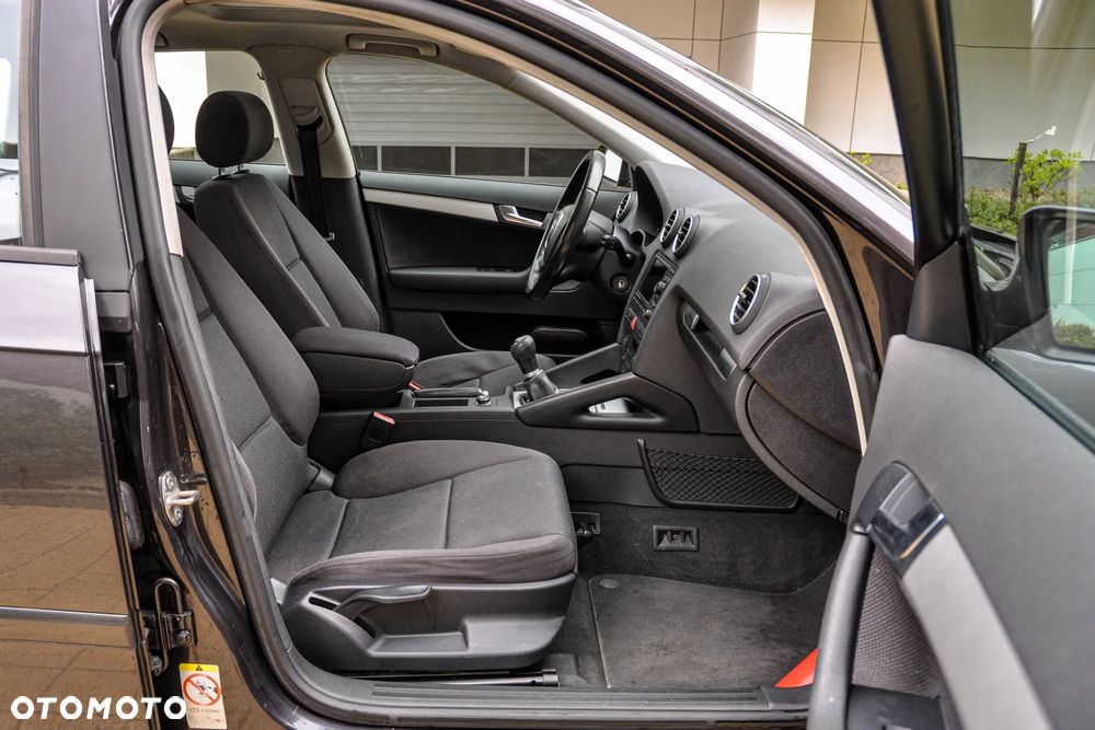 Audi A3 Sportback - 11