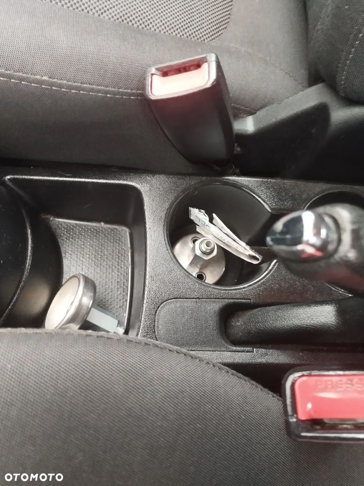 Hyundai i20 - 9