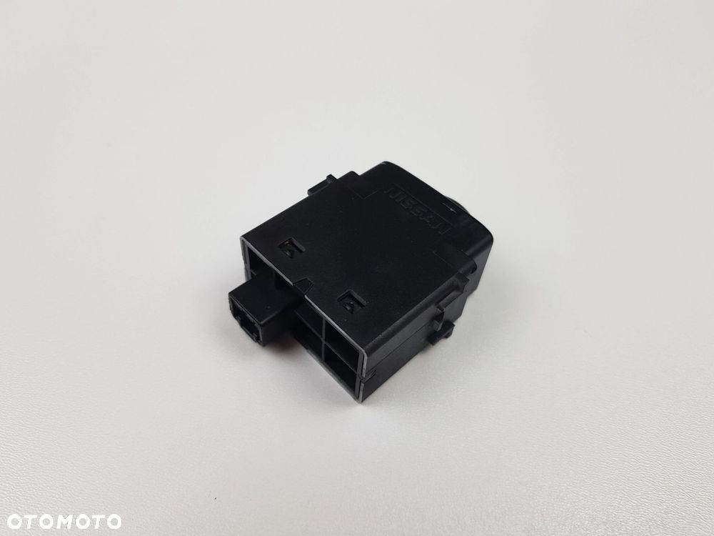 Panel Przełącznik Regulacja świateł Nissan Navara D40 2.5 DCI 25190-EB31A - 11