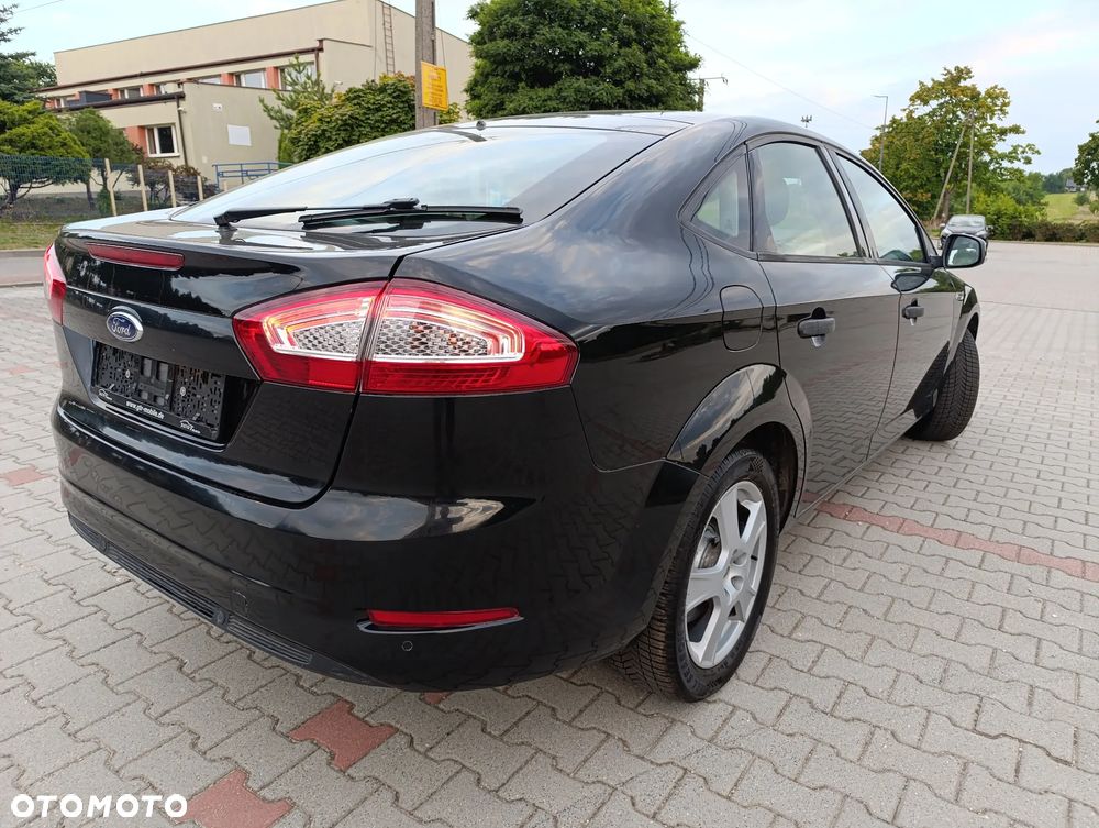 Ford Mondeo 1.6 Gold X Plus - 2