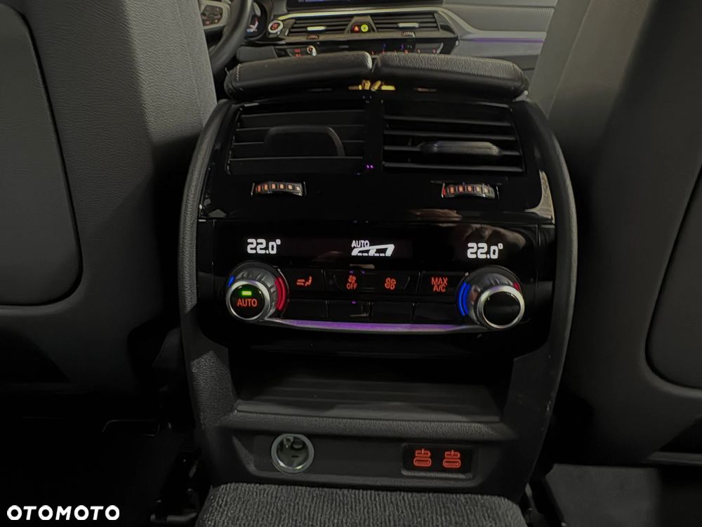 BMW Seria 5 520d M Sport Edition - 22