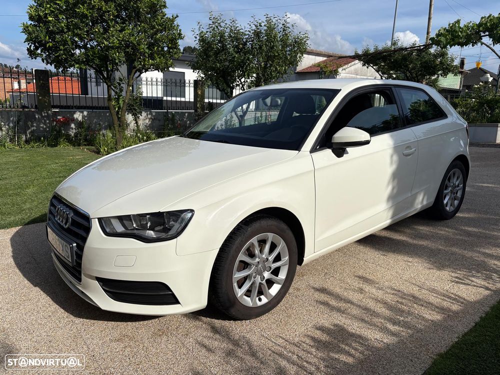 Audi A3 1.6 TDI Attraction - 8
