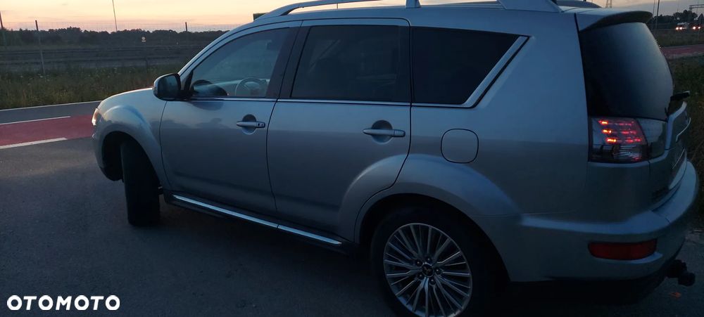 Mitsubishi Outlander 2.4 Intense + EU5 CVT - 30
