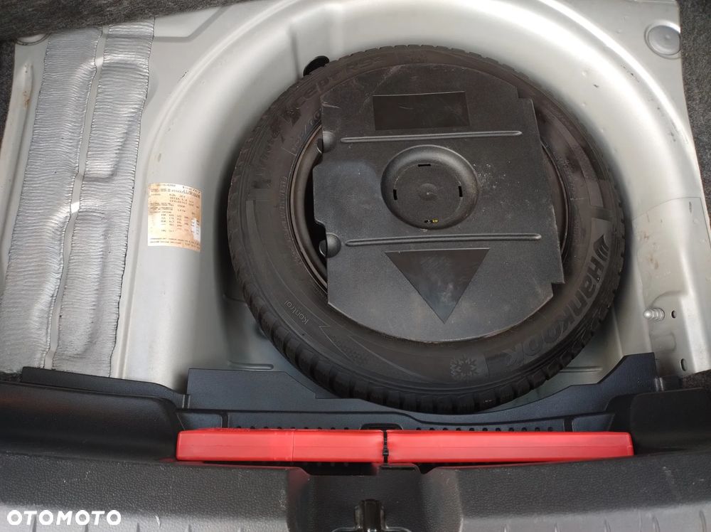 Seat Ibiza 1.4 16V Reference - 25