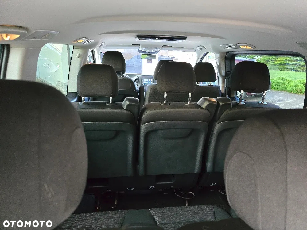 Mercedes-Benz Vito - 21
