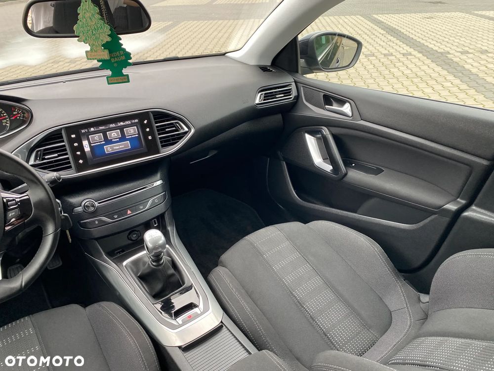 Peugeot 308 BlueHDi FAP 120 Stop&Start Active - 36