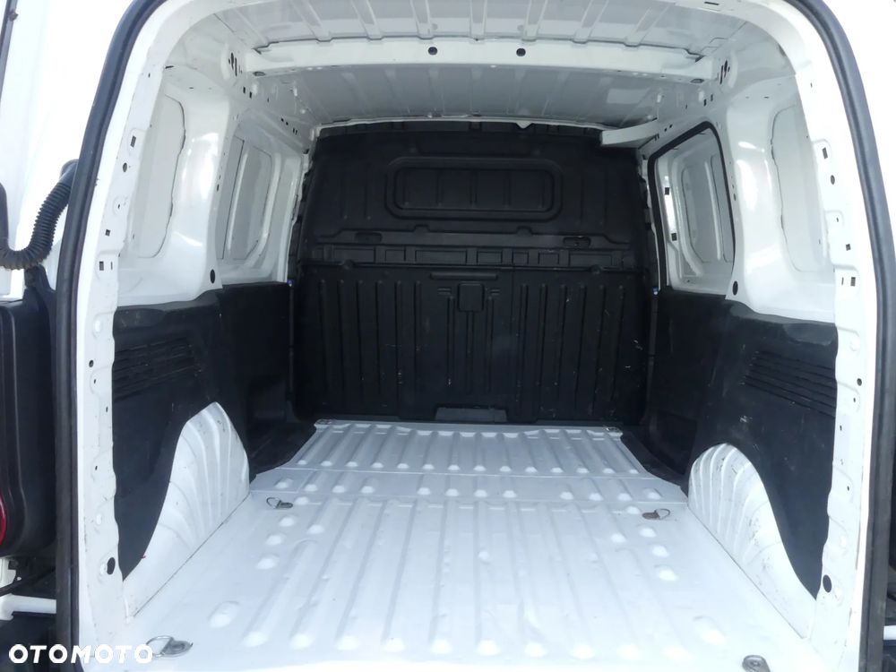 Opel Combo - 17