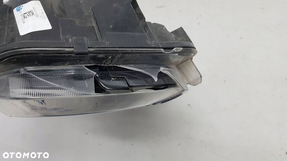 dacia duster ii 2 lampa prawy przód led eu - 4