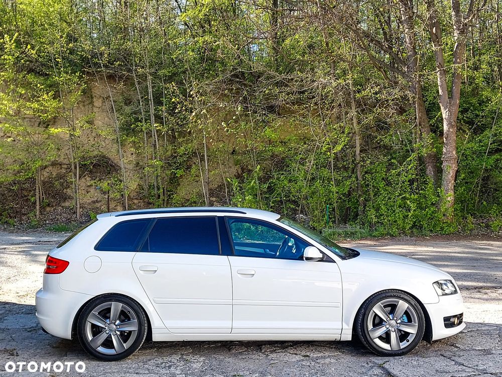 Audi A3 Sportback 1.4 TFSI S Line Sportpaket plus - 24