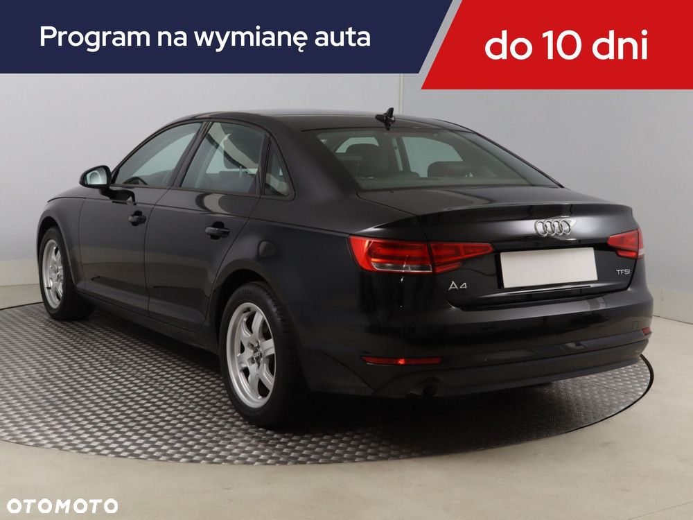 Audi A4 Limousine - 6
