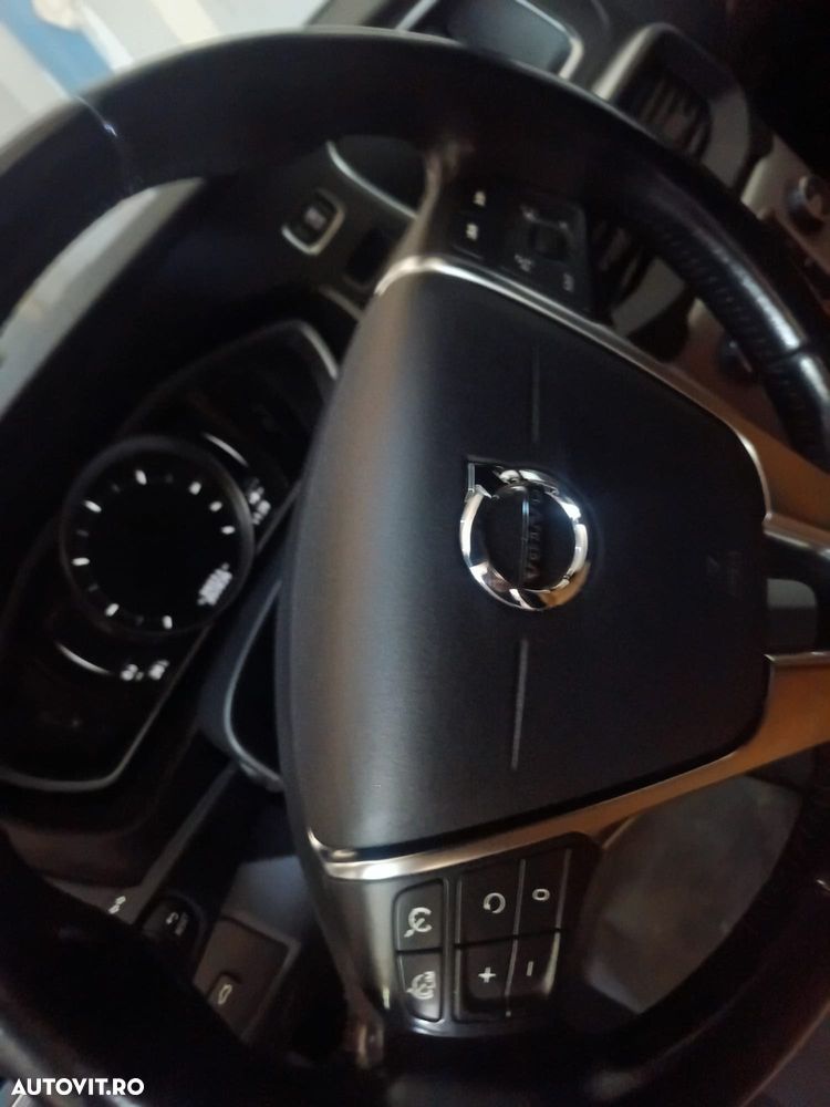 Volvo V40 D2 Inscription - 9