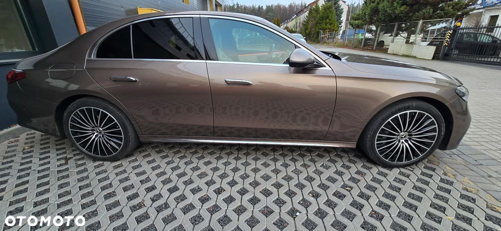 Mercedes-Benz Klasa E - 11