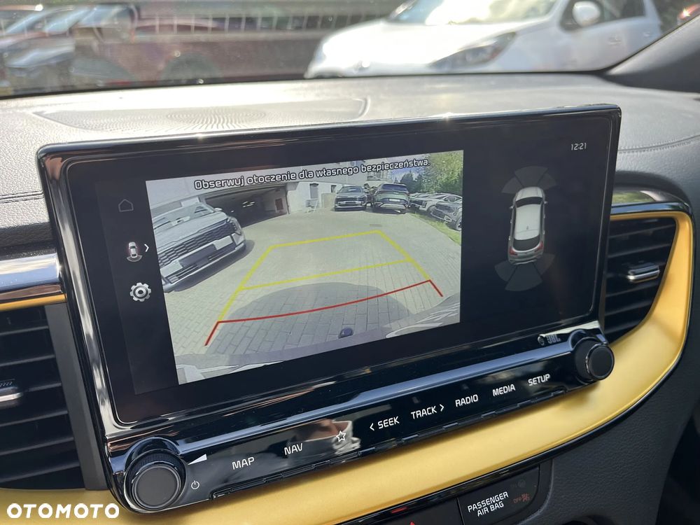 Kia XCeed 1.6 T-GDI Business Line DCT - 25