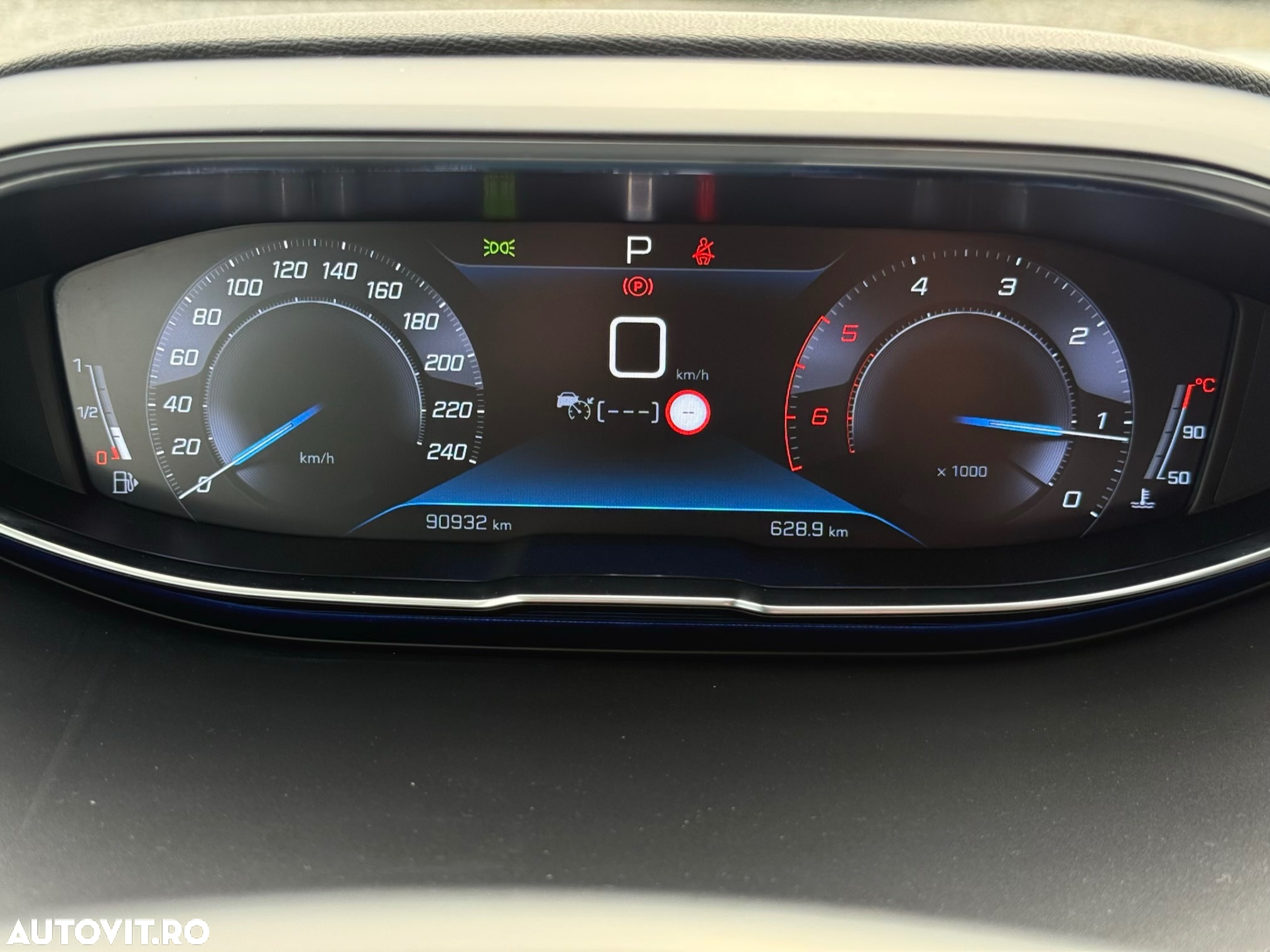 Peugeot 3008 BlueHDi 130 Stop & Start EAT8 Roadtrip - 9
