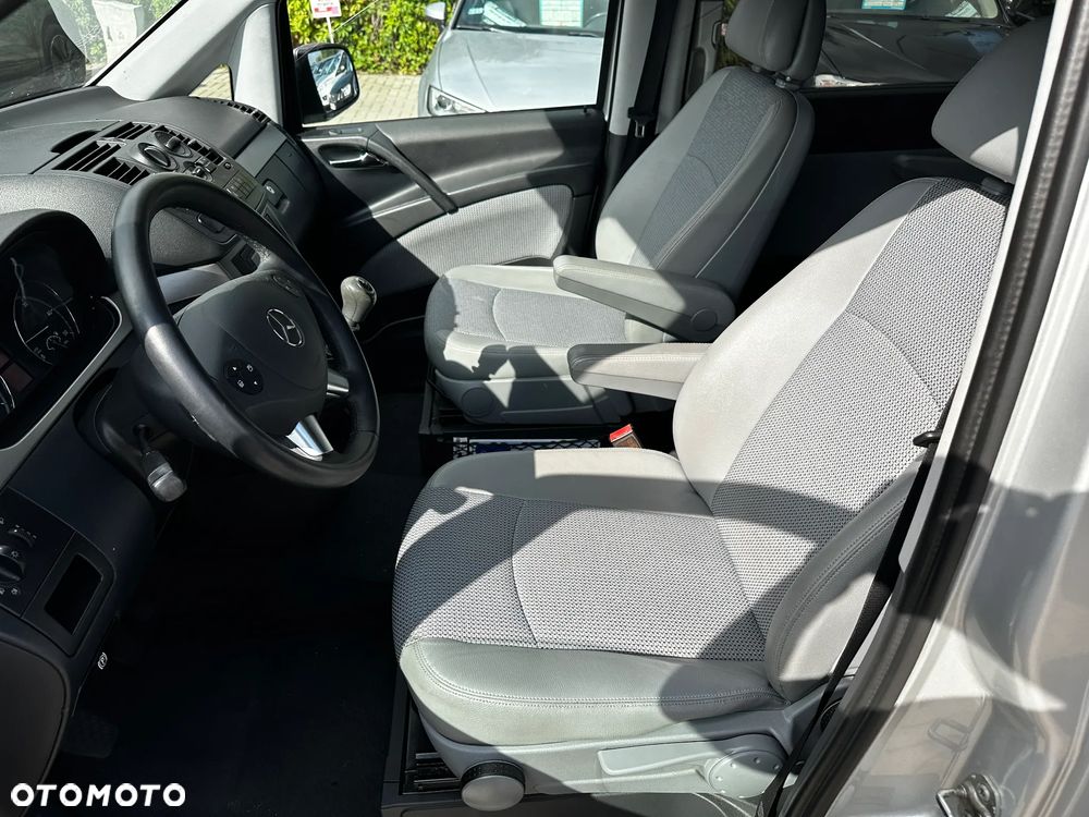 Mercedes-Benz Viano - 13