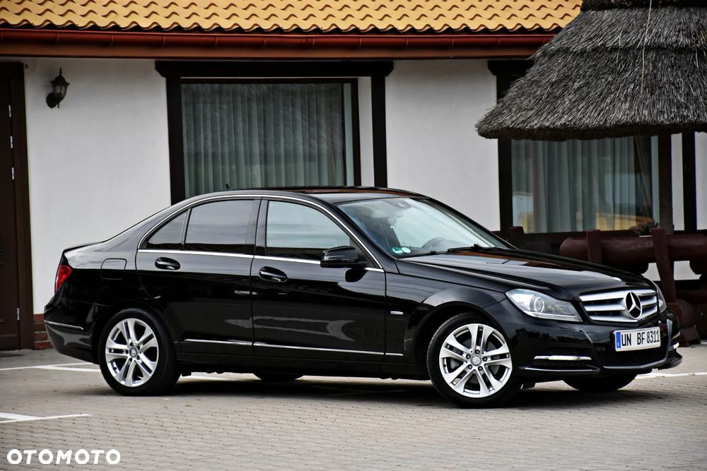 Mercedes-Benz Klasa C 200 (BlueEFFICIENCY) Avantgarde - 6