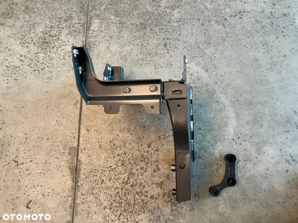 Mocowanie stopnia dolnego Mercedes MP4 ACTROS,ANTOS Nr.A9616600230 - 4