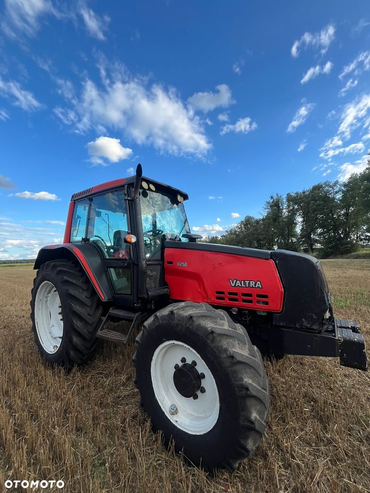 Valtra 6250 Hitech TwinTrac - 2