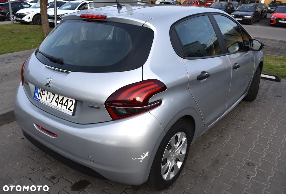 Peugeot 208 1.2 PureTech Active - 10