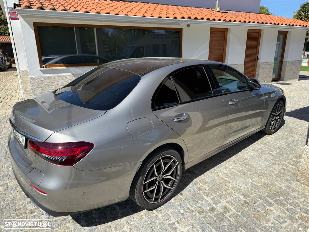 Mercedes-Benz E 300 - 4