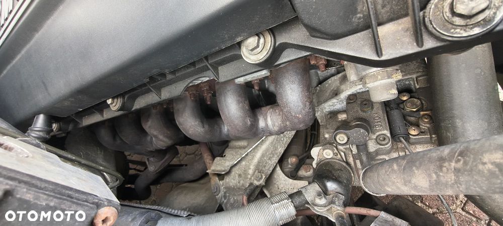 BMW Seria 5 528i - 9