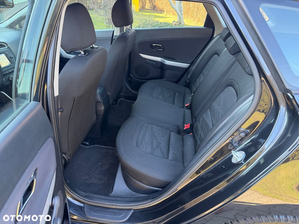 Kia Ceed 1.6 GDI ISG Platinum Edition - 23