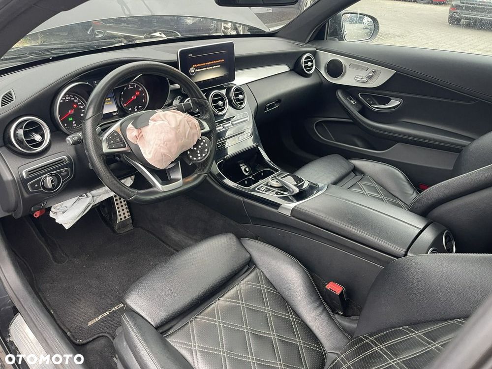 Mercedes-Benz Klasa C 300 7G-TRONIC AMG Line - 6