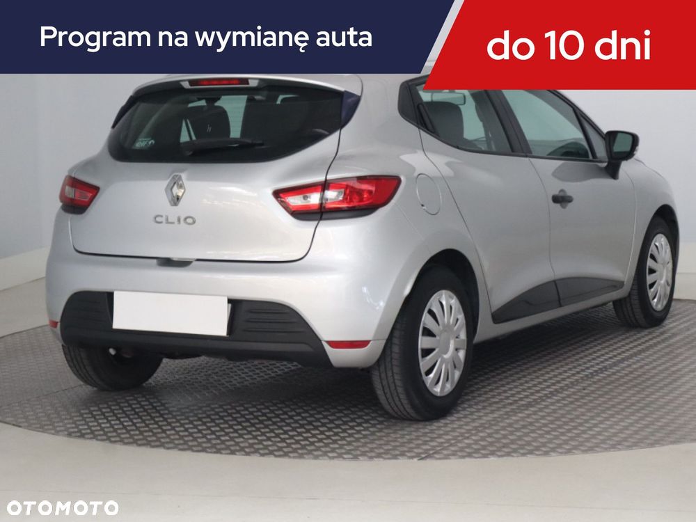 Renault Clio - 7