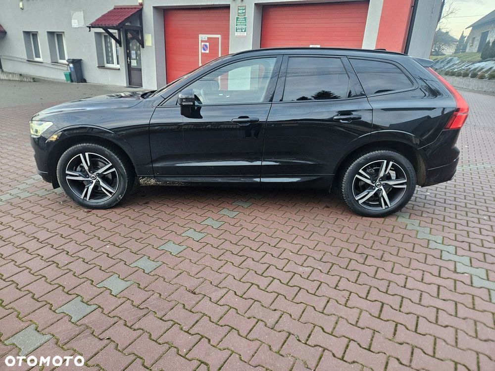 Volvo XC 60 D4 AWD R-Design - 3