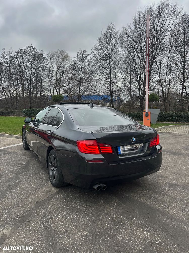 BMW Seria 5 520d - 5