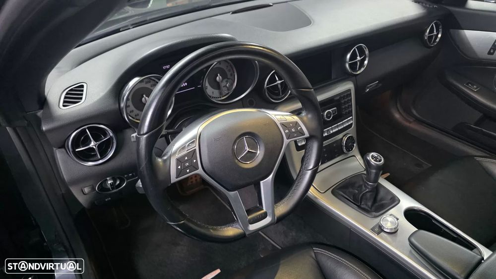 Mercedes-Benz SLK 200 (BlueEFFICIENCY) - 6