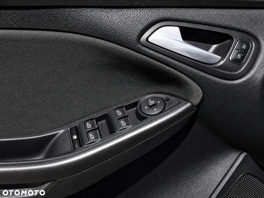 Ford Focus 1.5 EcoBoost STart-Stopp-System ST-LINE - 14
