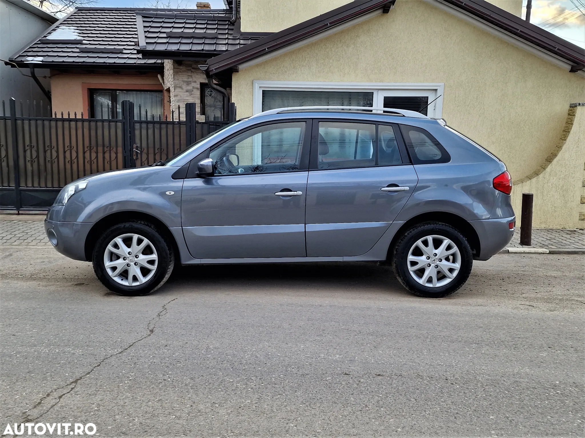 Renault Koleos 2.0 dCI FAP 4x4 Dynamique - 10