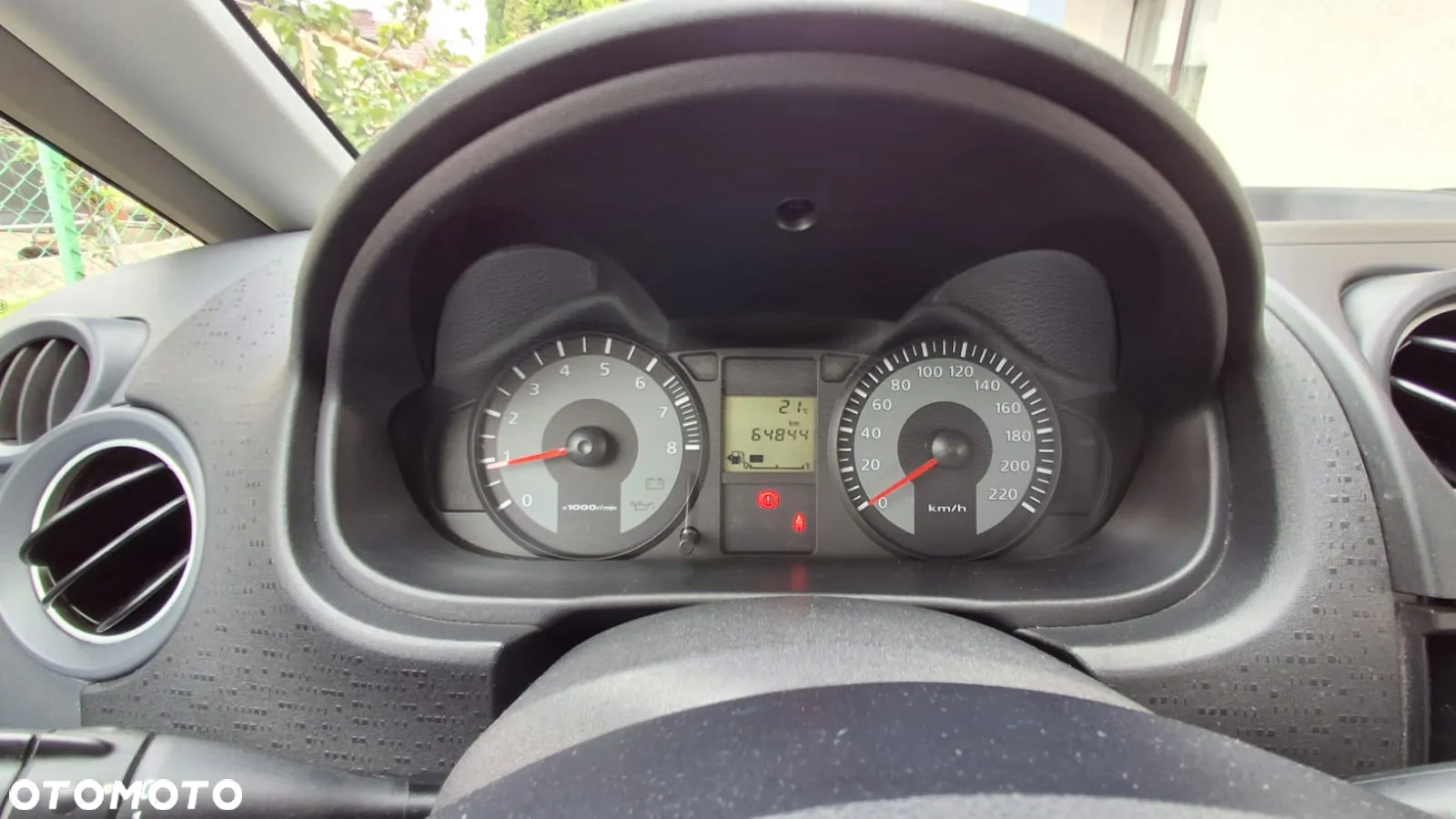 Mitsubishi Colt - 10