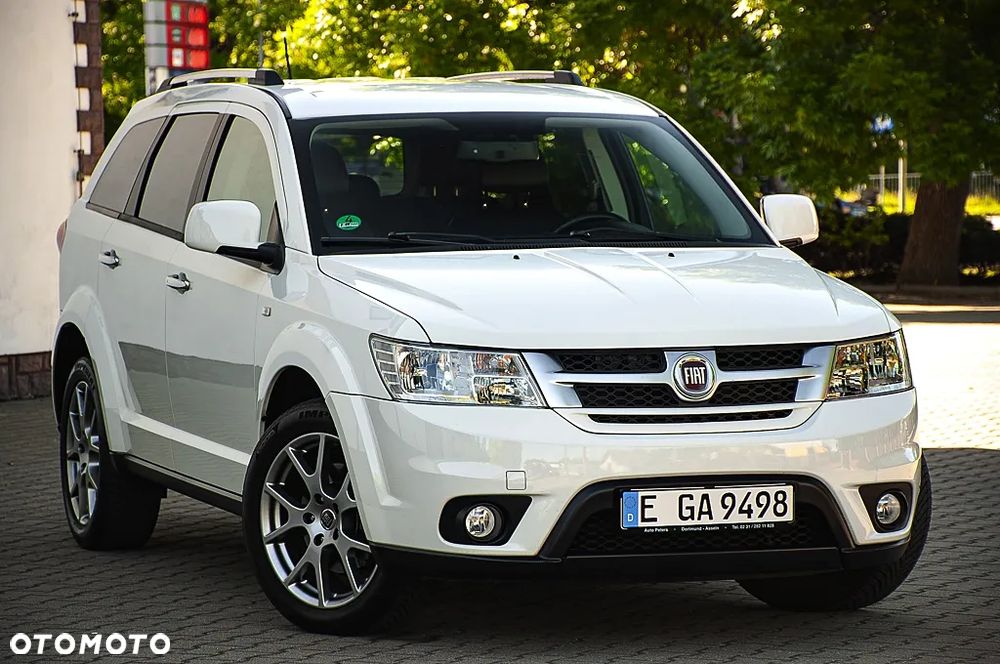 Fiat Freemont 2.4 16V VVT Automatik Lounge - 1