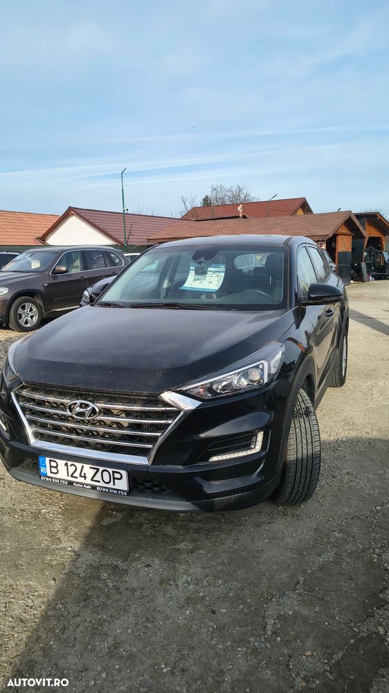 Hyundai Tucson - 2