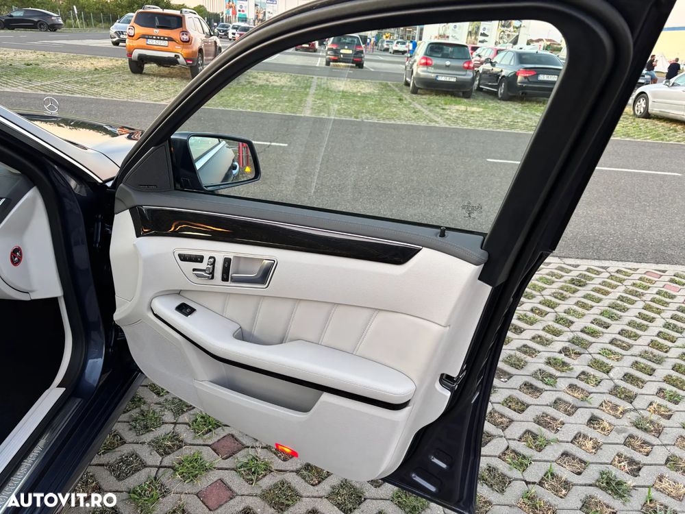 Mercedes-Benz E 350 BlueTEC 4MATIC - 18