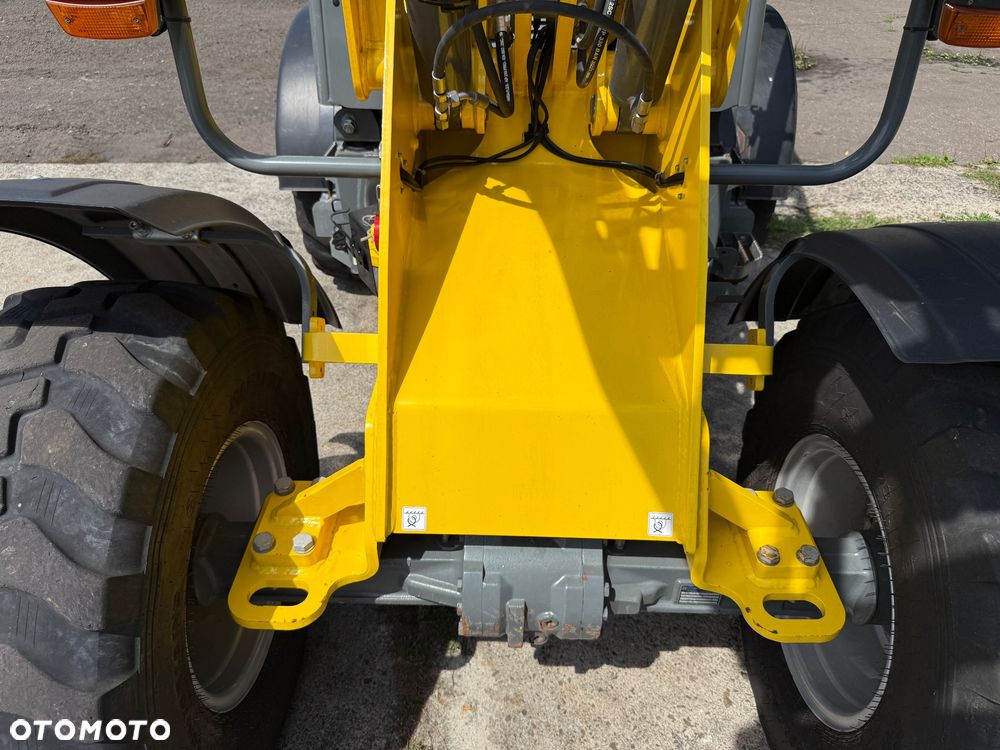 Wacker Neuson Ładowarka WL52 - 23