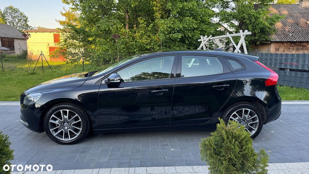 Volvo V40 D2 Kinetic - 9