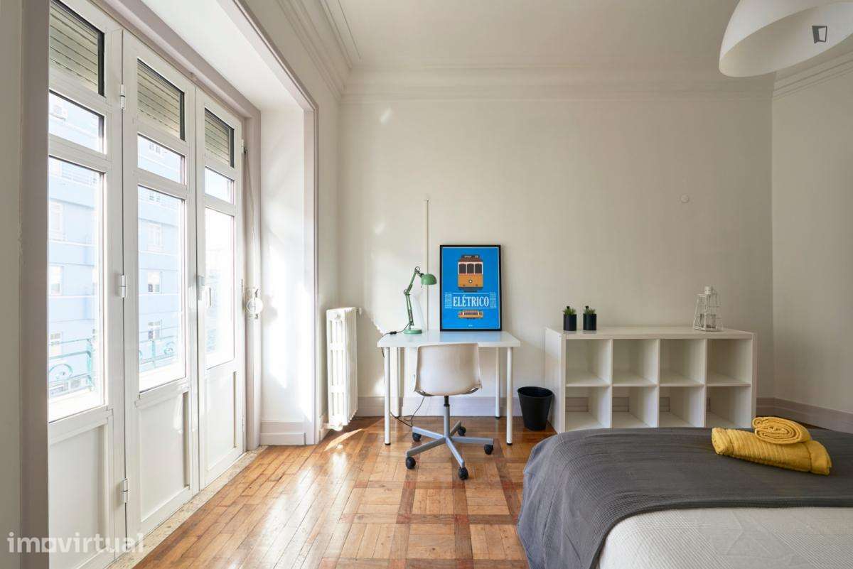 Quarto - localizado em Marquês de Pombal Lisbon - Grande imagem: 5/51